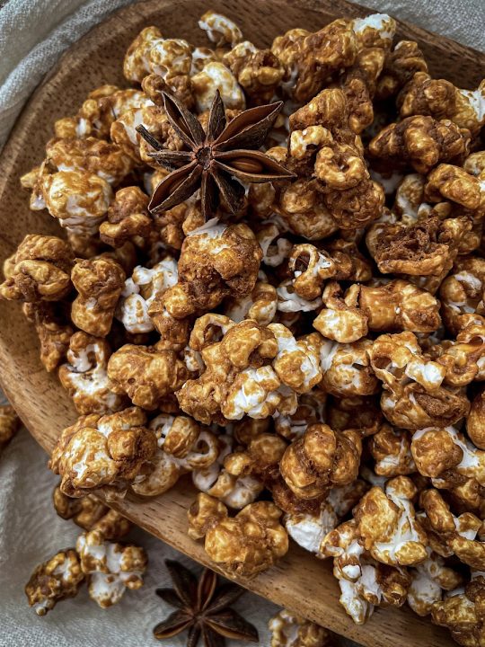 Naturally Sweetened Homemade Caramel Popcorn made with just 7