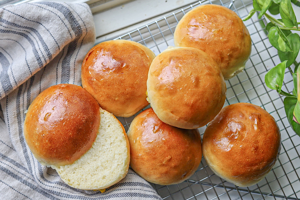 Quick Homemade Hot Dog and Hamburger Buns Simple is Gourmet