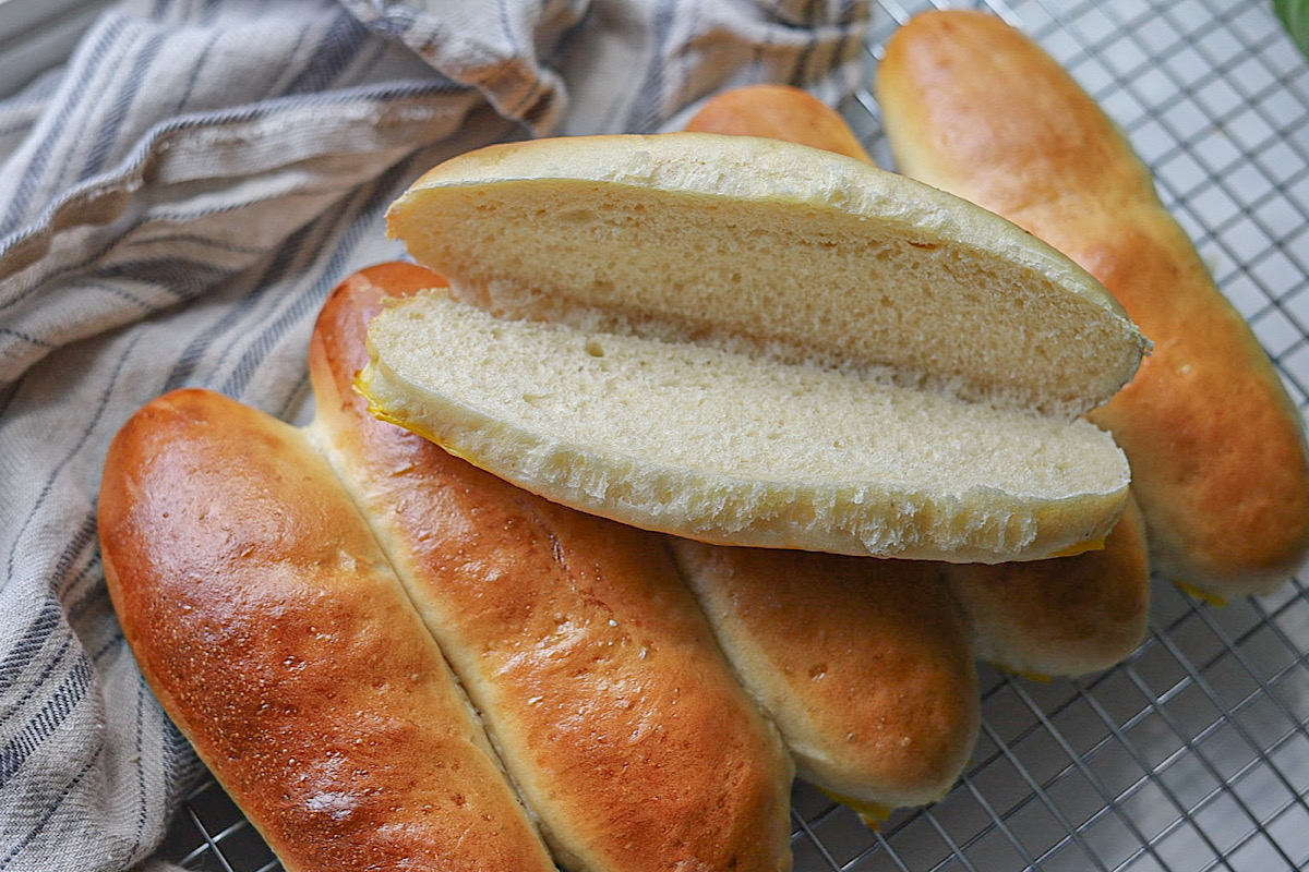 Quick Homemade Hot Dog and Hamburger Buns Simple is Gourmet