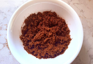 The Best Sourdough Pumpkin Cinnamon Crunch Bagels cinnamon crunch topping in bowl