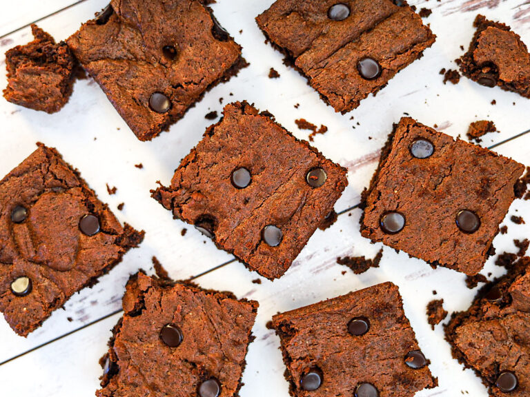 The best healthy brownies that are gluten and grain free, no refined sugar